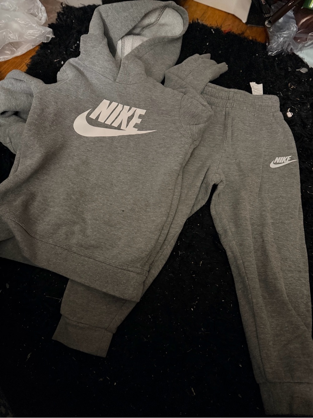 Nike Kids Gray Hoodie & Joggers Set